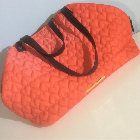 Betsey Johnson Pink Quilted Floral Interior Purse Bag Top Zip Black Accents - Picture 8 of 8